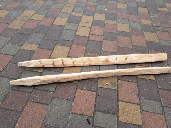 NEU Spaltpfahl Eiche Höhe 170-180cm, Umfang 26/32, mit Spitze