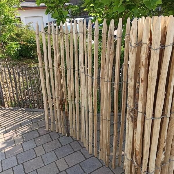 Proline Staketenzaun Kastanie 2-4cm Lattabstand 150cm Höhe 3m Länge