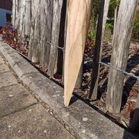 Zaunpfahl Kastanie Höhe 80 cm rund Durchmesser 4-6cm mit Spitze