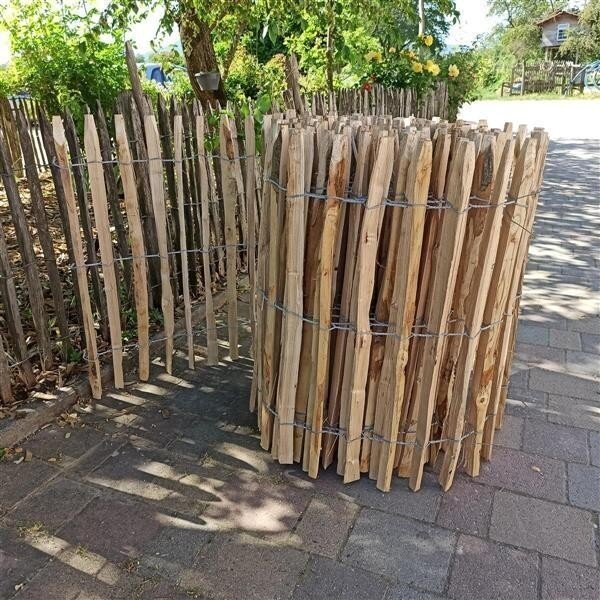 Proline Staketenzaun Kastanie 4-6cm Lattabstand 80cm Höhe 7m Länge