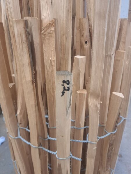 Restposten Staketenzaun Dolomit 80/120 cm hoch, 8,20m-Rolle, Lattabstand ca 4-6cm